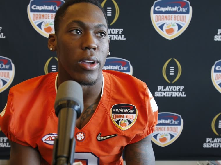 Wayne Gallman at a College Football Playoff press conference